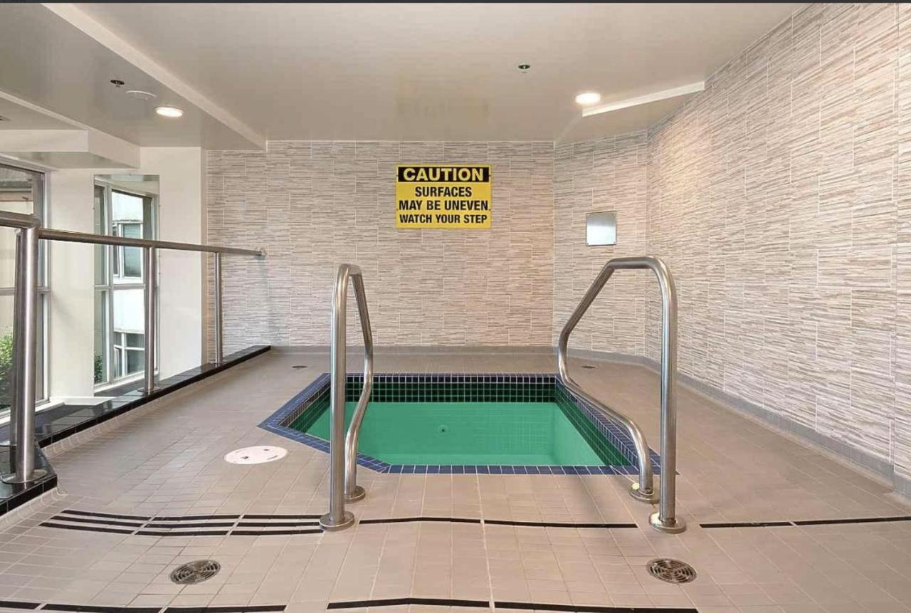 Best Location Downtown Chic Suites Vancouver Exterior foto
