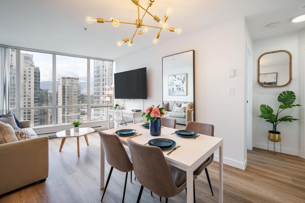 Best Location Downtown Chic Suites Vancouver Exterior foto