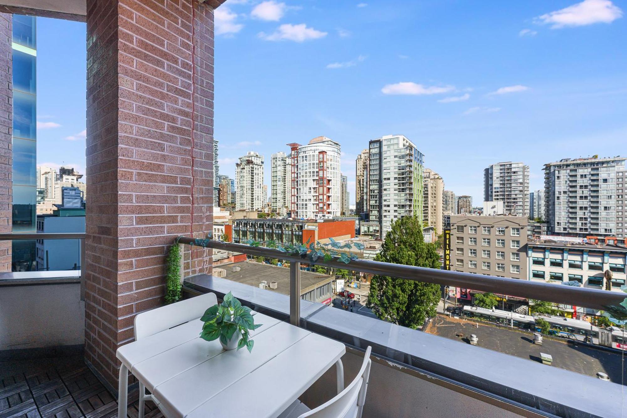 Best Location Downtown Chic Suites Vancouver Exterior foto